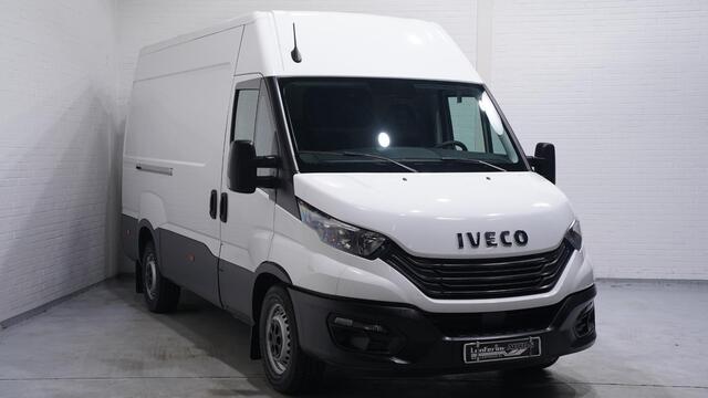 Iveco DAILY 35S16 160 pk L2H2 Airco ECC, Laadruimte Pakket Audio met DAB+, PDC achter, 3-Zits
