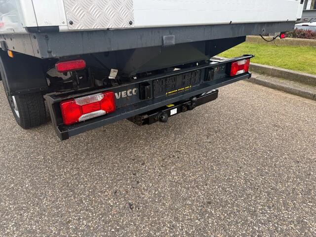 Iveco DAILY 35S12 Openlaadbak Airco Cruisecontrol Trekhaak 12000KM EURO 6