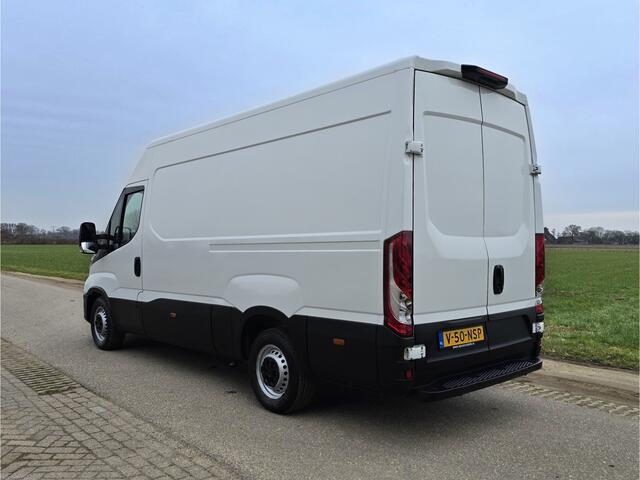 Iveco DAILY 35S14V 2.3 352L H2 - 140 Pk - Euro 6 - Climate Control - Cruise Control