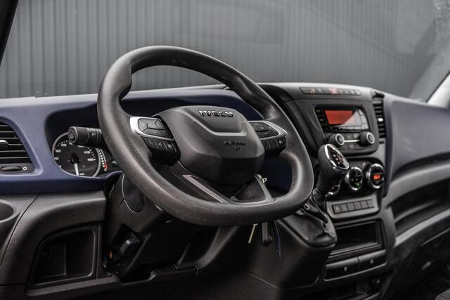 Iveco DAILY **35S14V 2.3 L2H2 | Automaat | Euro 6 | Cruise | Climate | 3500 KG Trekgewicht | Trekhaak**