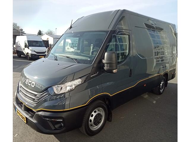 Iveco DAILY 35S16V A8 Luchtvering - Adaptive Cruise Control - Automaat - L3H2 - 2.3L 157pk - Camera - Trekhaak Standplaats: Groningen