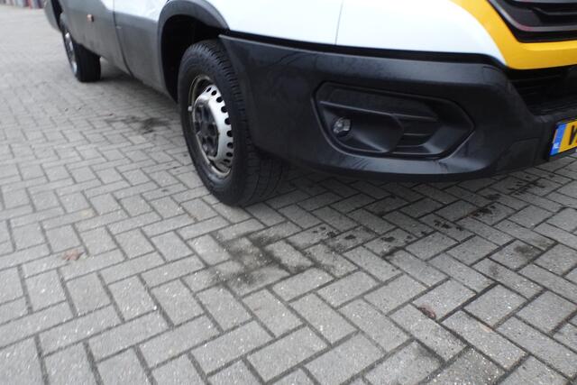 Iveco DAILY 35S16V 2.3 35 2h l 3 3 zits automaat nl auto !!!!!!!!