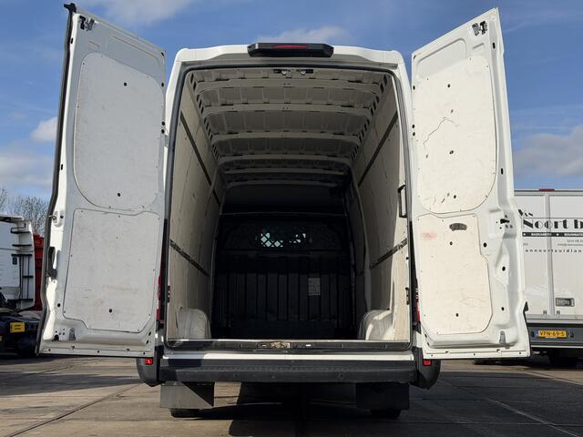 Iveco DAILY 35S16V A8 Automaat - L4H2 - 2.3L 156pk - Climate control - 3500kg Standplaats: Almkerk