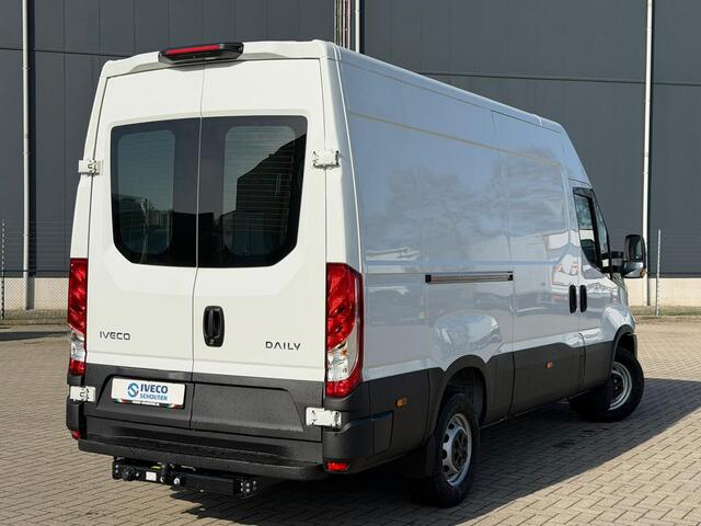 Iveco DAILY 35S14BA8V L3H2 Automaat
