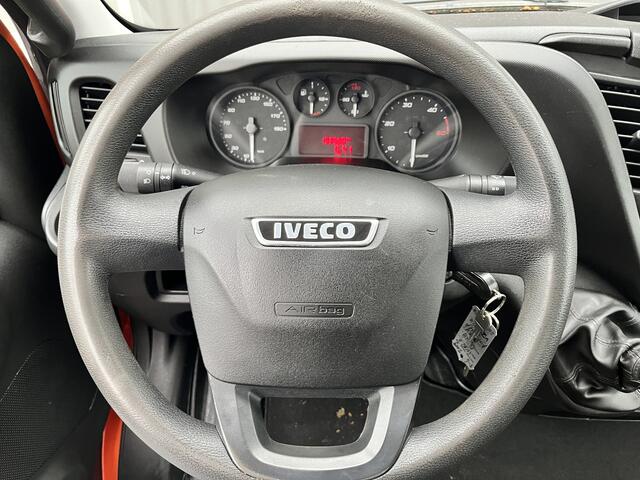 Iveco DAILY 35C14 2.3 375 Laadklep 500kg Trekhaak 3500kg trekgewicht Airco 2-Persoons Open laadbak Pick-up P-up Bakwagen Telefoonverbinding 1e eigenaar Euro 6 Bpm vrij !!!