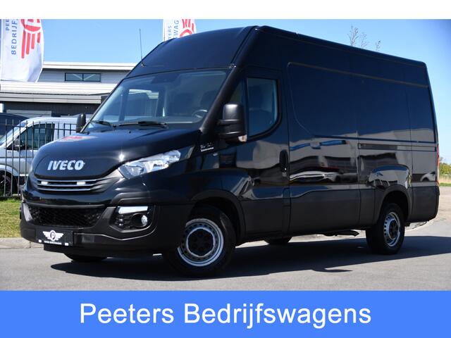 Iveco DAILY 35S16V 2.3 352 H3 L Black Edition Camera, Airco, 3500kg Trekhaak, 155pk, Automaat, Clima, Navi, Uniek!