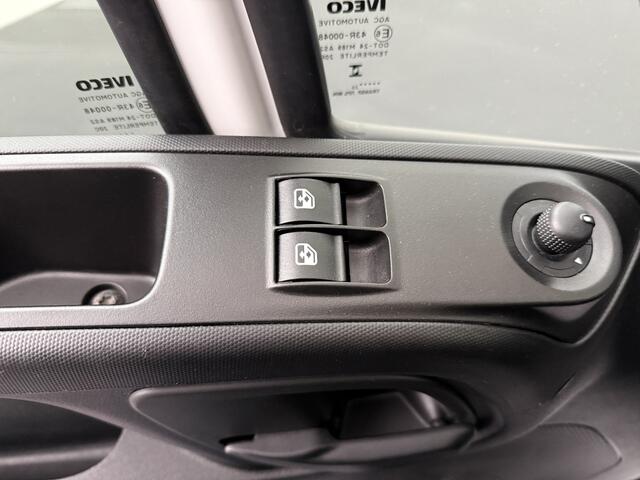 Iveco DAILY 35S16 L3H2 Maxi | 3500Kg Trekhaak | Airco | 3-Zits | Betimmering