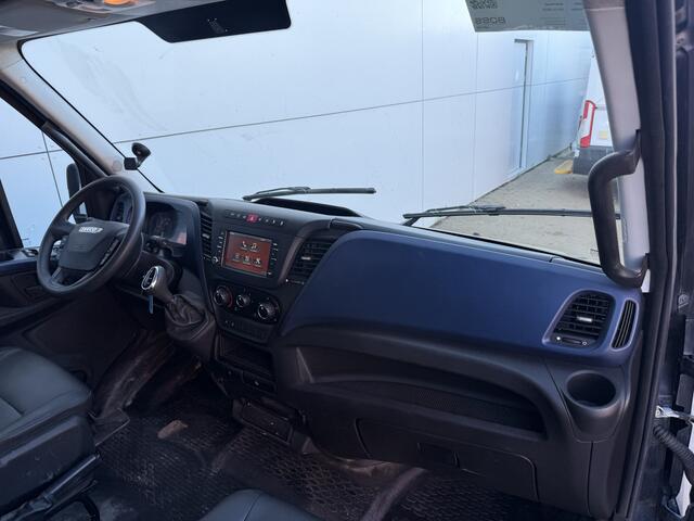 Iveco DAILY 35S16 2.3 Automaat L2H2 Airco Cruise Control Navigatie Luchtgeveerde stoel
