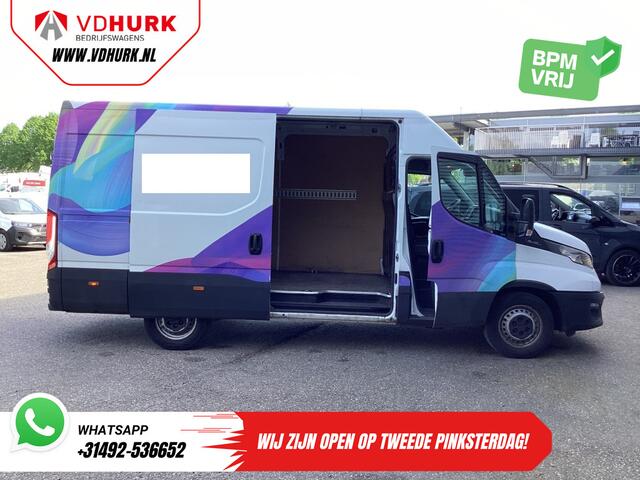 Iveco DAILY 35S14V 2.3 L2H2 EXPORT Gev.stoel/ 3.5T trekverm./ 270gr deuren/ Carplay/ Camera/ Climate/ Cruise/ Trekhaak