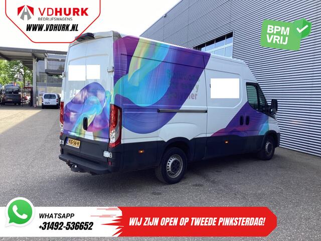 Iveco DAILY 35S14V 2.3 L2H2 EXPORT Gev.stoel/ 3.5T trekverm./ 270gr deuren/ Carplay/ Camera/ Climate/ Cruise/ Trekhaak