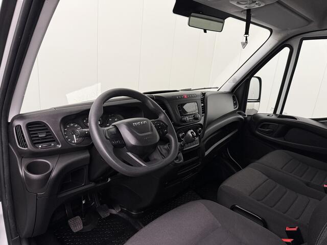 Iveco DAILY 35C16 3.0L Bakwagen+Laadklep | Dakspoiler | Airco | Cruise | 3-Zits