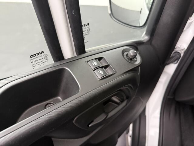 Iveco DAILY 35C16 3.0L Bakwagen+Laadklep | Dakspoiler | Airco | Cruise | 3-Zits