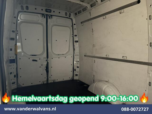 Iveco DAILY 35S16 157pk L2H2 Euro6 Airco | 270 Graden Achterdeuren | Parkeersensoren Bijrijdersbank