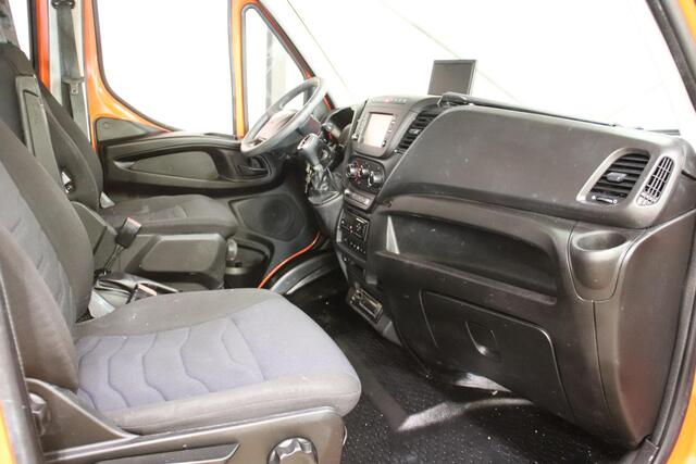 Iveco DAILY 50c21 210PK 12 TON AUTOMAAT BE TREKKER DC