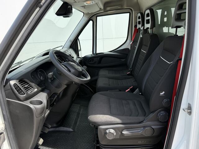 Iveco DAILY 35C16 3.0 Laadklep Zijdeur Climate control Cruise control Bakwagen Meubelbak Koffer