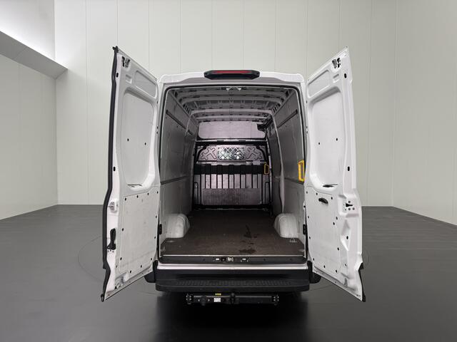 Iveco DAILY 35S16 L2H2 | 3500Kg Trekhaak | Airco | 3-Zits | Betimmering