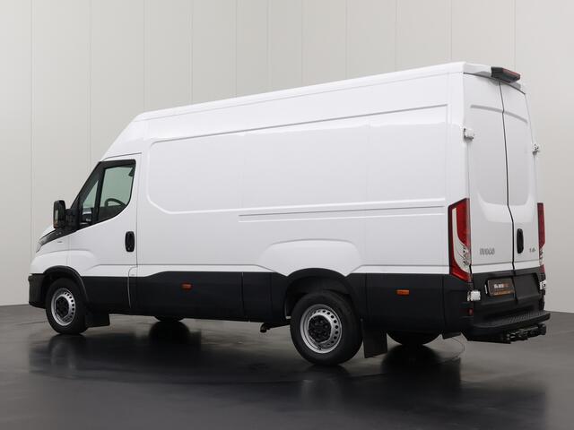 Iveco DAILY 35S16 L2H2 | 3500Kg Trekhaak | Airco | 3-Zits | Betimmering