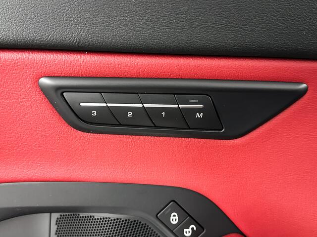 Jaguar E-Pace P250 Aut. AWD First Edition | Panoramadak | 360º camera | Stoelverwarming