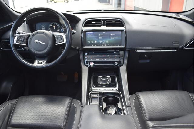 Jaguar F-PACE 2.0 R-Sport AWD 20d Panorama, Meridian, Adaptive cruise, Carplay, Stuur/Stoelverwarming, Camera