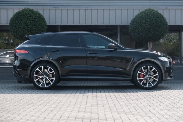 Jaguar F-PACE 5.0 V8 S/C AWD SVR Panodak Meridian Sfeerverlichting Dealer Onderhouden