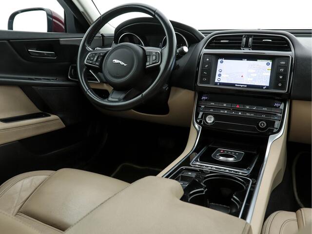 Jaguar XE 2.0 D Portfolio Premium-Business-Pack Aut. *VOLLEDER | NAVI-FULLMAP | BI-XENON | CAMERA | ECC | PDC | CRUISE | LANE-ASSIST*