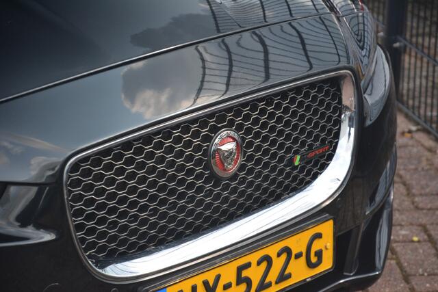 Jaguar XE 2.0 Prestige | Navigatie | Camera | Cruise-control | NL auto!! |