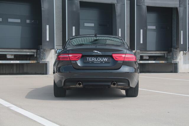 Jaguar XE 2.0 Portfolio