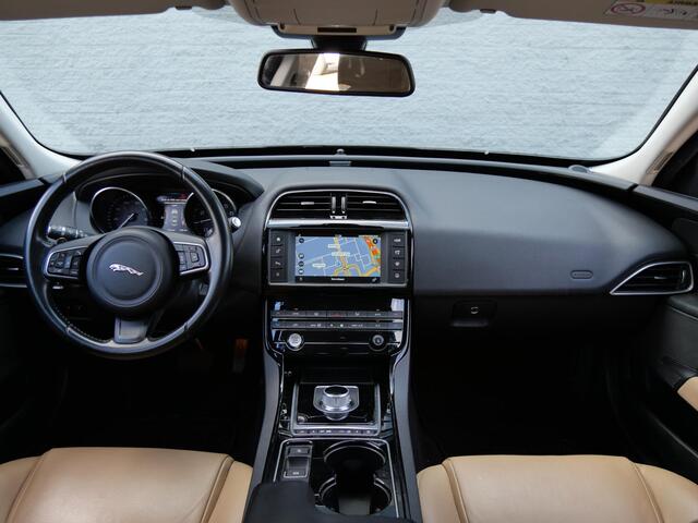 Jaguar XE 2.0 PRESTIGE/ BUSINESS PACK/ LEDER