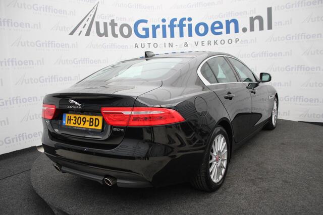 Jaguar XE 2.0t Pure keurige sedan