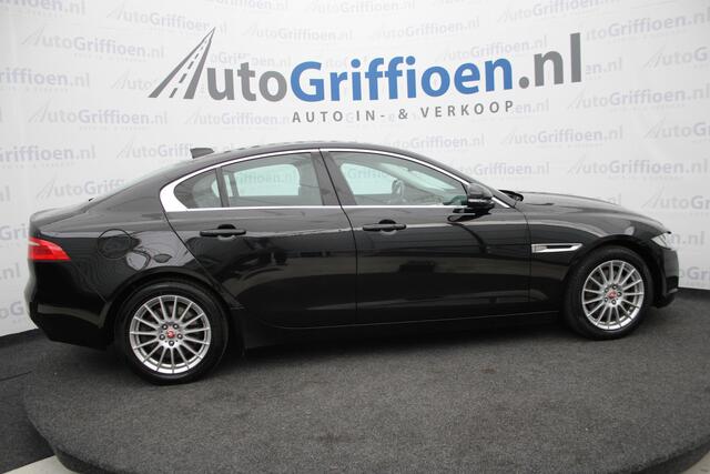 Jaguar XE 2.0t Pure keurige sedan