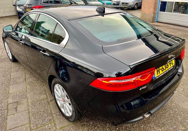 Jaguar XE 2.0T PORTFOLIO COMPLEET DEALER HISTORIE.