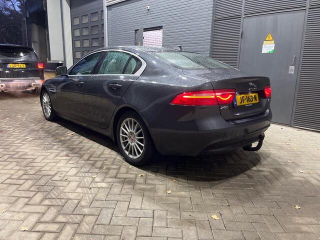 Jaguar XE 2.0 D Portfolio | Automaat | Leder | Trekhaak | Camera | Stoelverwarming