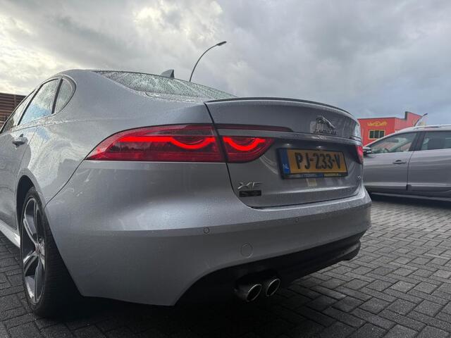 Jaguar XF 2.0d Portfolio | 2E EIGENAAR | 12MND GARANTIE | DEALER ONDERHOUDEN | LED | AUTOMAAT | CARPLAY | NAVI | LEDER | MERIDIAN |