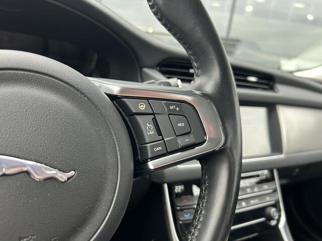 Jaguar XF 2.0 200pk Aut. Portfolio | Leder | Camera | 20'' Diamond Turned | 12 maanden garantie