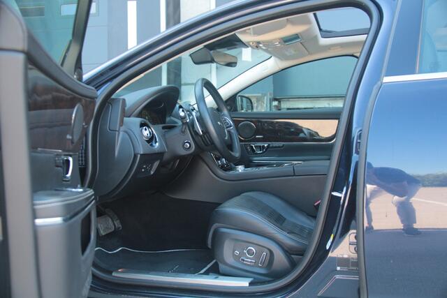 Jaguar XJ 3.0 D 50 Speciale jubileumeditie
