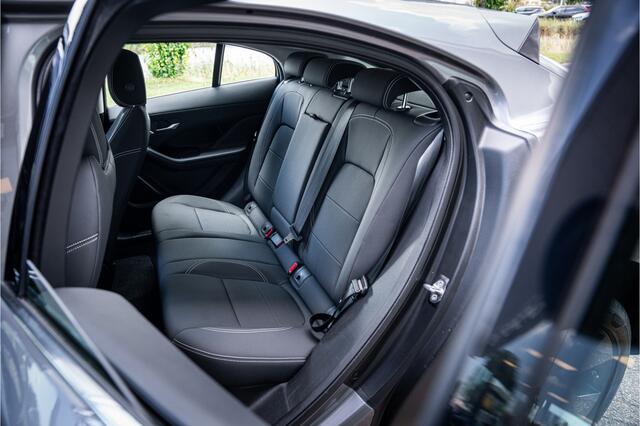 Jaguar i-Pace EV400 Business Edition S 90 kWh ** 360 camera ** 20inch Rijbereik tot 470km (WLTP)