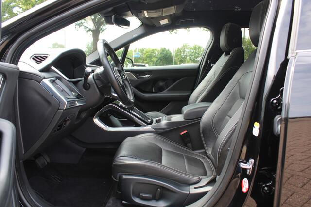 Jaguar i-Pace EV400 HSE 90 kWh / Panoramadak / Camera / Luchtvering / Keyless / 20'' / Meridian / Leder / Navigatie / Stoelverwarming / Stuurverwarming / DAB / Dodehoek / ACC