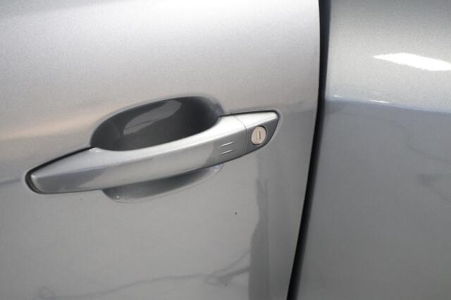 Jeep Avenger Summit 54 kWh - Dodehoek - Elek. achterklep - CarPlay - Camera