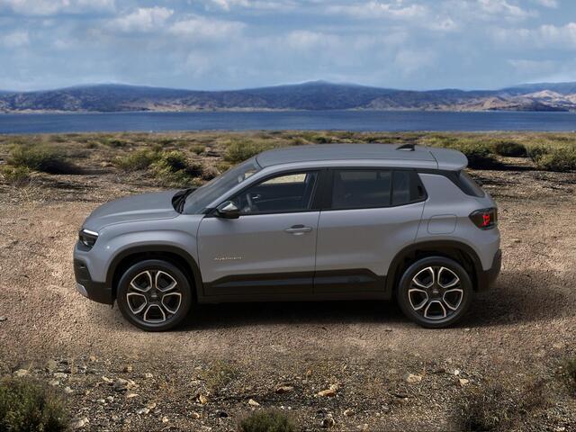 Jeep Avenger Summit 54 kWh | Infotainment&Convenience Pack & Warmtepomp | Winter Pack | Storm Grey