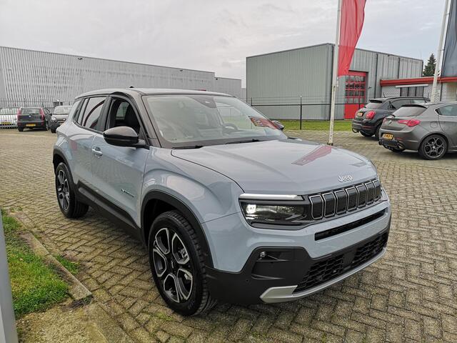 Jeep Avenger 1.2 Summit | Camera | Stoelverwarming | Carplay | JBL soundsystem | Massage | Leder
