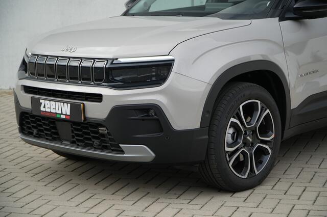 Jeep Avenger Summit 54kWh | Pano | Infotainment | Winter | Camera | 18"