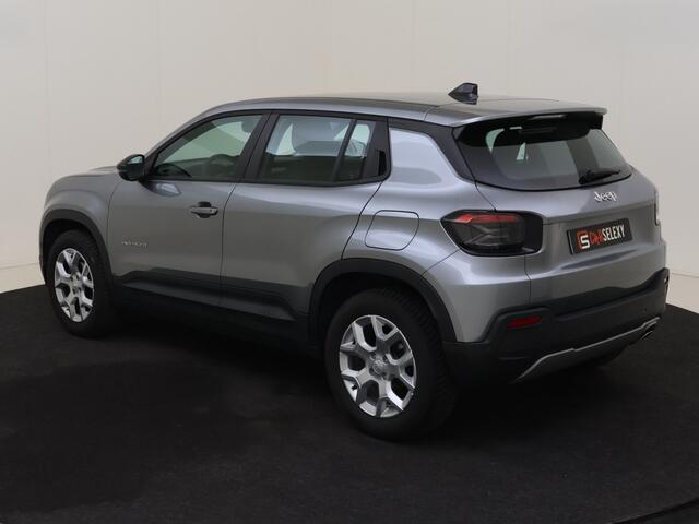 Jeep Avenger 1.2 Altitude: Te stoer om over het hoofd te zien