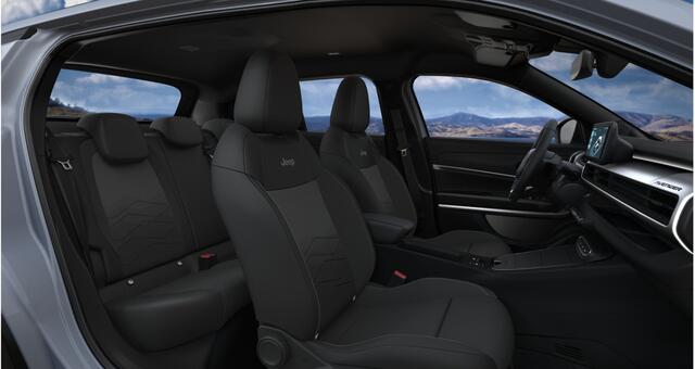 Jeep Avenger Summit 54 kWh DIRECT RIJDEN - WINTER PACK - 8 JAAR GARANTIE