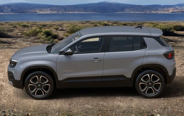 Jeep Avenger Summit 54 kWh DIRECT RIJDEN - WINTER PACK - 8 JAAR GARANTIE