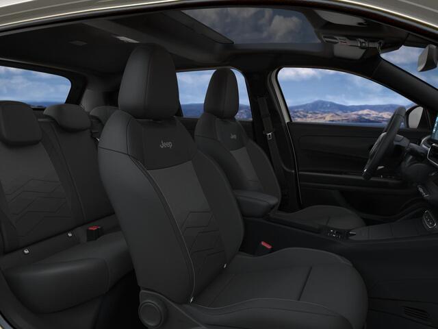 Jeep Avenger Black Edition 54 kWh | Schuif/Kanteldak | Winter Pack | Infotainment&Convenience Pack | Bicolore