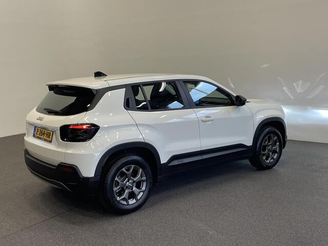 Jeep Avenger Longitude Automaat 54 kWh Navigatie Apple Carplay/Android Auto Climate Control Cruise Control Lichtmetalen Velgen Dab Keyless Parkeer Sensoren