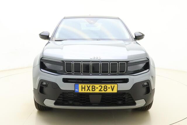 Jeep Avenger 1.2 e-Hybrid Summit Automaat | Panoramisch Schuifdak | Navigatie | Lederen bekleding | Camera | Stoelverwarming | Keyless | Electrische achterklep