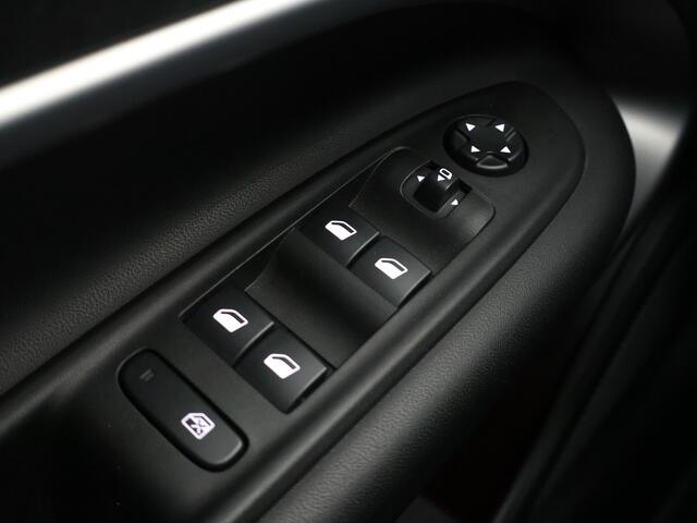 Jeep Avenger 1.2 e-Hybrid Summit