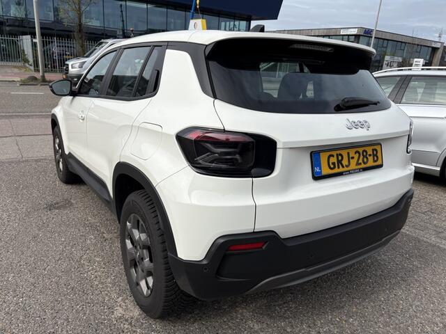 Jeep Avenger Longitude 54kWh