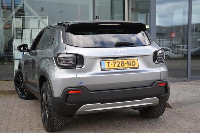 Jeep Avenger Summit 54 kWh | Elek klep | Winter Pack |